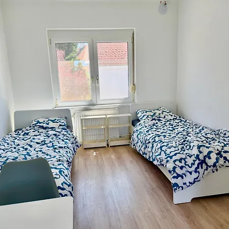 Cosy With Free Parking Near U1 Metro דירה גרסדורף ביי וין
